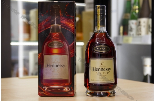 軒尼詩 Hennessy V.S.O.P 700ml 盒裝 (舊裝)